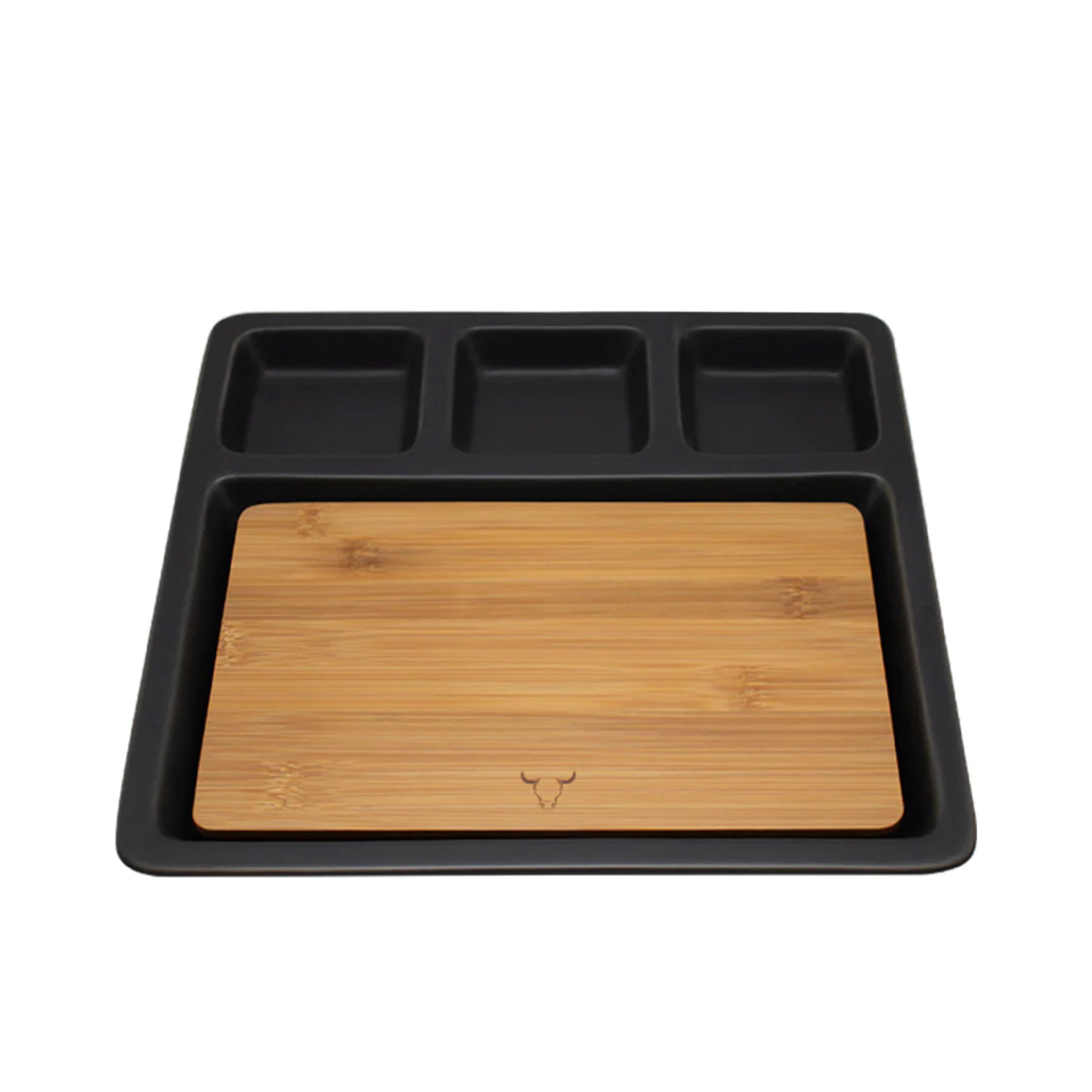 Tabla de aperitivos con compartimientos